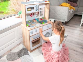 Detská drevená kuchynka pre deti s doplnkami (2)