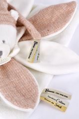 Doudou Darčeková sada Plyšový muchláčik medvedík s čiapočkou 25 cm ružový (3)