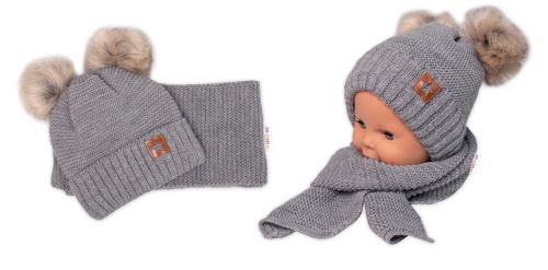 Zimná čiapka s kožušinovými brmbolcami + šál Baby Nellys Star - sivá, 6/24 mesiacov (2)