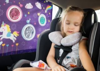 Slnečná clona do auta 45×52 cm – farebná sieťovaná clona pre deti od narodenia, Unicorn (2)