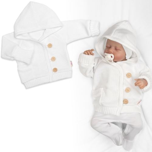 Rastúci pletený svetrík s kapucňou, zapínanie gombíkmi - biely