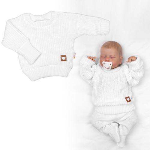 Rostoucí oversize pletený svetřík pro miminko, bílé