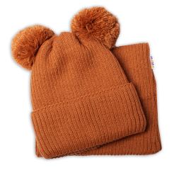 BABY NELLYS Zimná pletená čiapka + nákrčník - hnedá s brmbolcami (2)